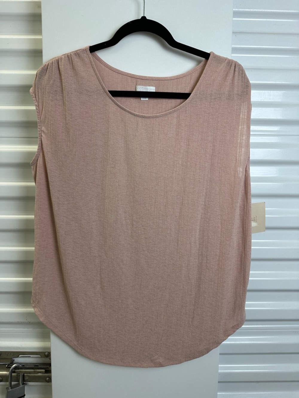 14th & Union Blush‎ Pink Sleeveless Scoop Neck Tank